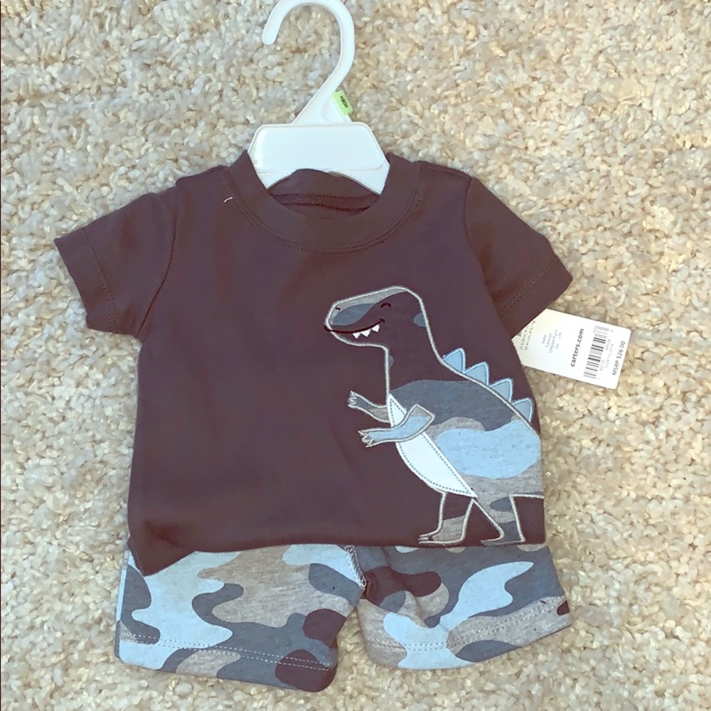 Carter’s 3 month boy’s short set